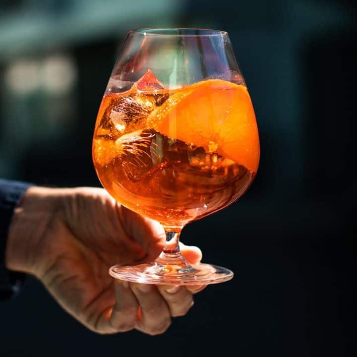 aperol spritz drinks famosos